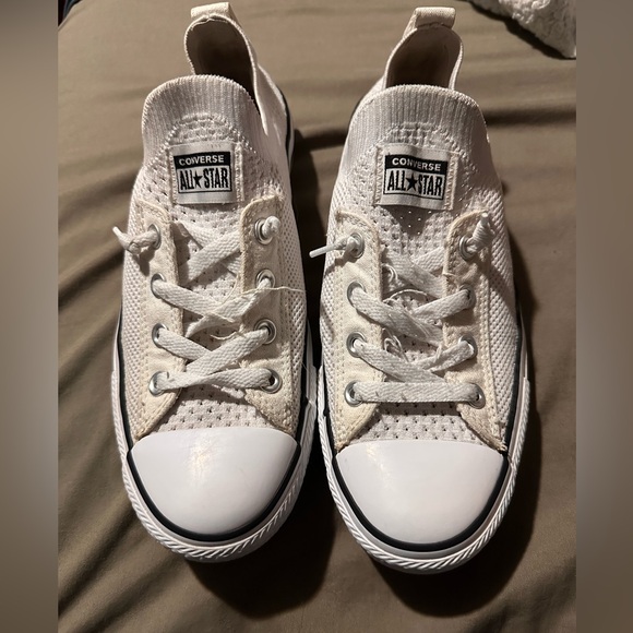 Converse Slip Ons size 9 - Picture 1 of 5